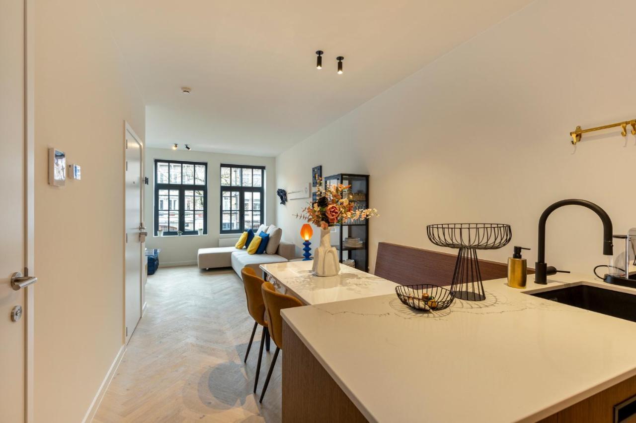 Vrijdagmarkt By Lit D'Art Apartment Antwerpen Bagian luar foto