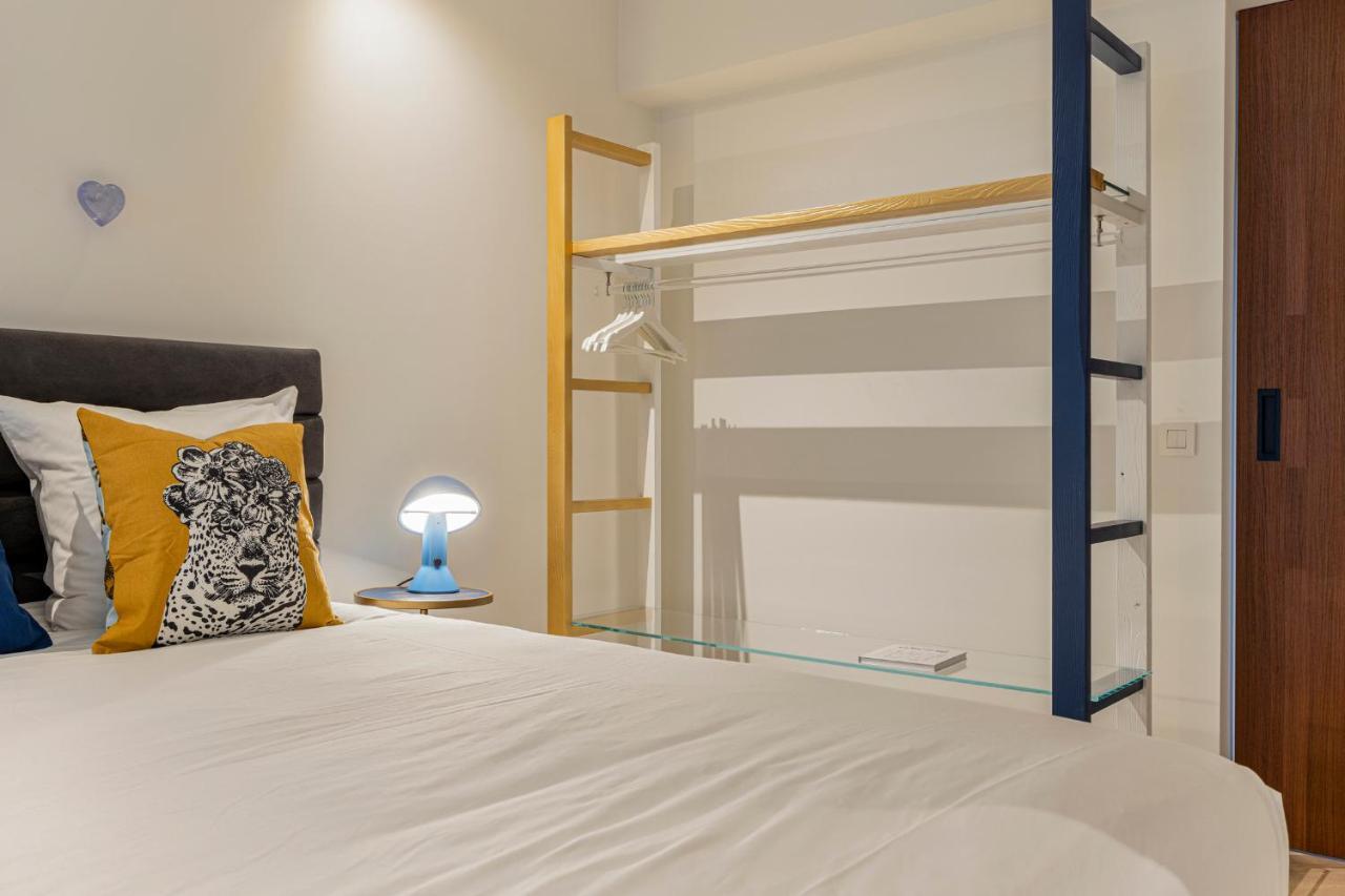 Vrijdagmarkt By Lit D'Art Apartment Antwerpen Bagian luar foto