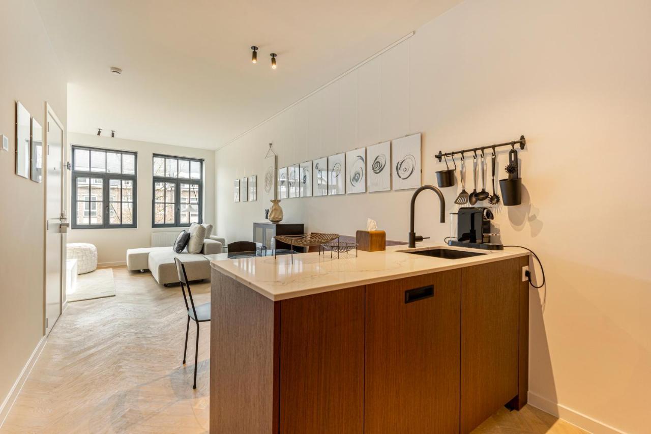 Vrijdagmarkt By Lit D'Art Apartment Antwerpen Bagian luar foto