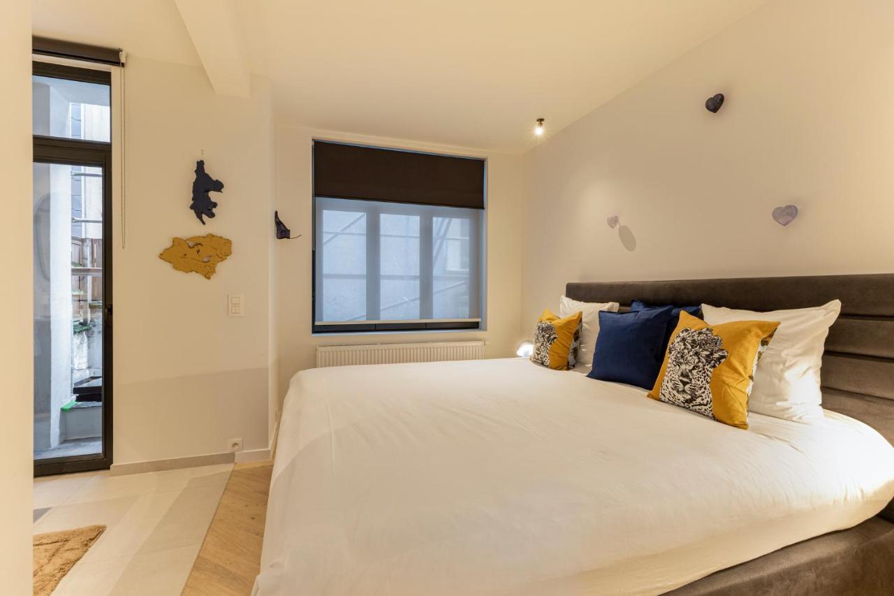 Vrijdagmarkt By Lit D'Art Apartment Antwerpen Bagian luar foto